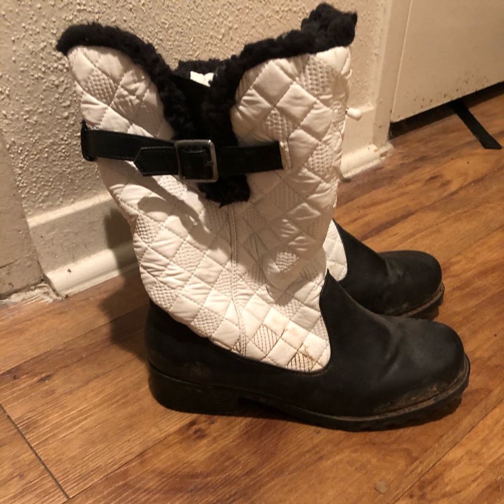 Snow Boots